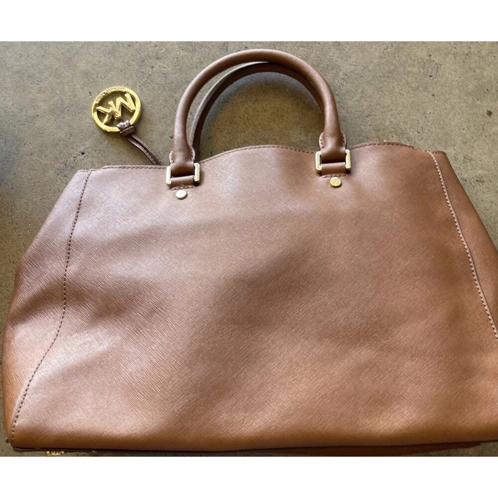 Michael Kors Womens Jet Set Chain Soft Genuine Leather Shoulder Tote Bag